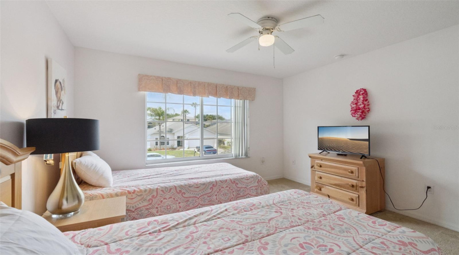 DAVENPORT, Florida 33897, 5 Bedrooms Bedrooms, ,3 BathroomsBathrooms,Residential,For Sale,HIGHGATE PARK,0,MFRO6415440