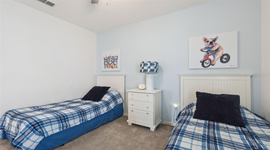 DAVENPORT, Florida 33897, 5 Bedrooms Bedrooms, ,3 BathroomsBathrooms,Residential,For Sale,HIGHGATE PARK,0,MFRO6415440