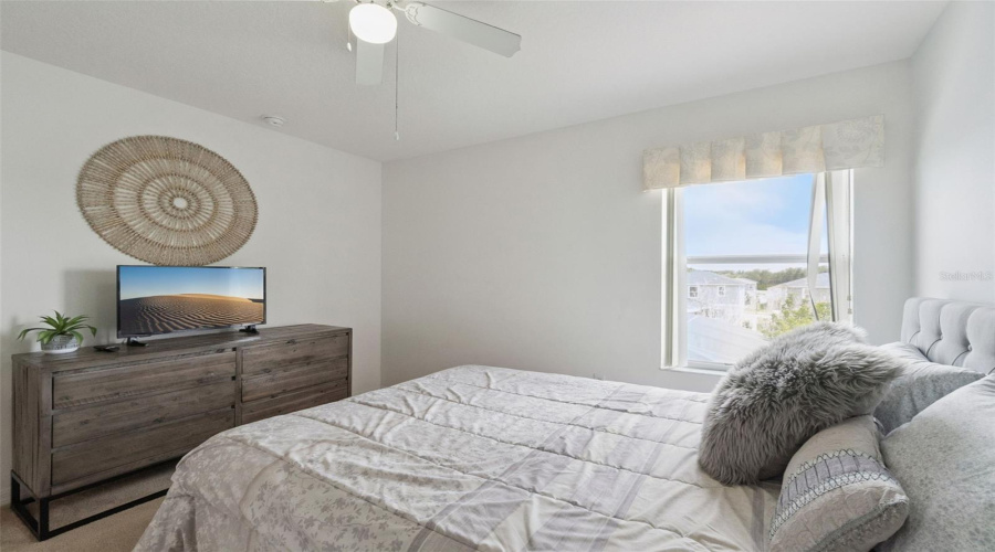 DAVENPORT, Florida 33897, 5 Bedrooms Bedrooms, ,3 BathroomsBathrooms,Residential,For Sale,HIGHGATE PARK,0,MFRO6415440