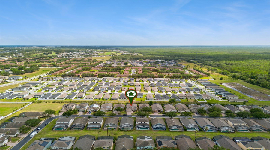 DAVENPORT, Florida 33897, 5 Bedrooms Bedrooms, ,3 BathroomsBathrooms,Residential,For Sale,HIGHGATE PARK,0,MFRO6415440