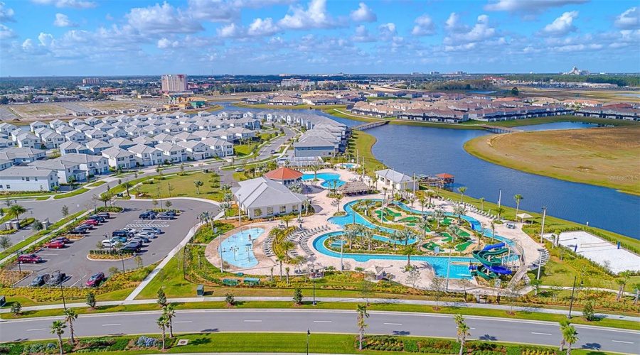 KISSIMMEE, Florida 34746, 2 Bedrooms Bedrooms, ,2 BathroomsBathrooms,Residential,For Sale,PARADOX,0,MFRTB8517657