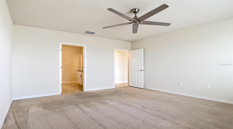 DAVENPORT, Florida 33837, 4 Bedrooms Bedrooms, ,2 BathroomsBathrooms,Residential,For Sale,ASPEN,0,MFRO6416238