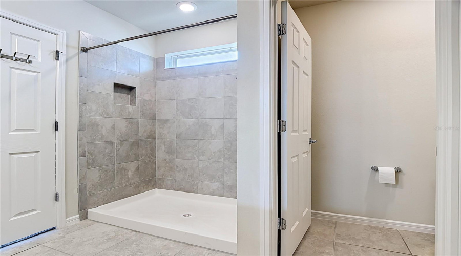 DAVENPORT, Florida 33837, 4 Bedrooms Bedrooms, ,2 BathroomsBathrooms,Residential,For Sale,ASPEN,0,MFRO6416238