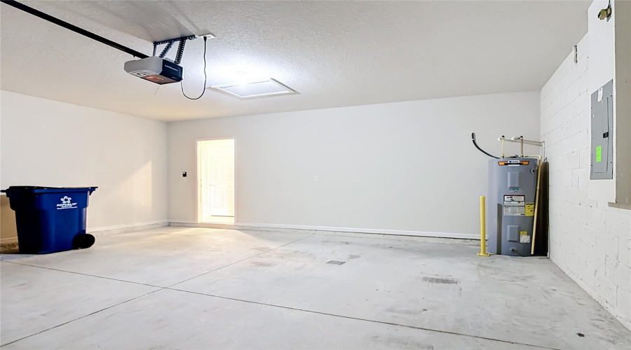DAVENPORT, Florida 33837, 4 Bedrooms Bedrooms, ,2 BathroomsBathrooms,Residential,For Sale,ASPEN,0,MFRO6416238