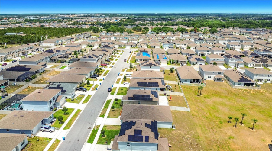 DAVENPORT, Florida 33837, 4 Bedrooms Bedrooms, ,2 BathroomsBathrooms,Residential,For Sale,ASPEN,0,MFRO6416238