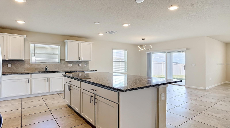 DAVENPORT, Florida 33837, 4 Bedrooms Bedrooms, ,2 BathroomsBathrooms,Residential,For Sale,ASPEN,0,MFRO6416238
