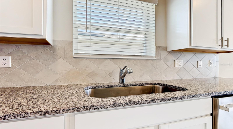 DAVENPORT, Florida 33837, 4 Bedrooms Bedrooms, ,2 BathroomsBathrooms,Residential,For Sale,ASPEN,0,MFRO6416238