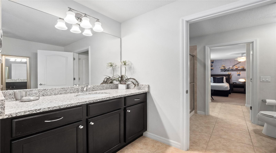 KISSIMMEE, Florida 34747, 8 Bedrooms Bedrooms, ,6 BathroomsBathrooms,Residential,For Sale,RHODES,0,MFRS5151659