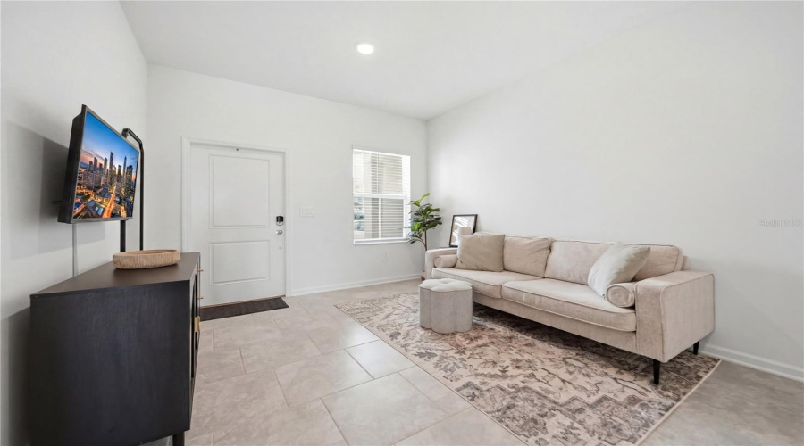 DAVENPORT, Florida 33837, 3 Bedrooms Bedrooms, ,2 BathroomsBathrooms,Residential,For Sale,LAURENT,0,MFRO6415355