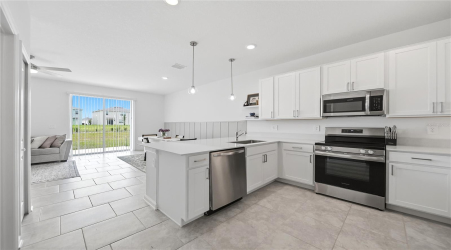 Dual Kitchen, living or dining room