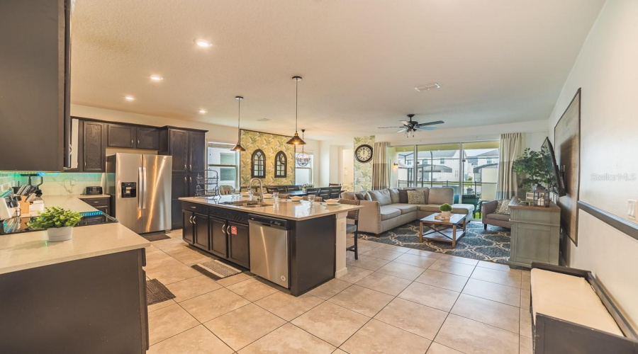 KISSIMMEE, Florida 34747, 5 Bedrooms Bedrooms, ,4 BathroomsBathrooms,Residential,For Sale,AMELIA DOWNS,0,MFRO6415120