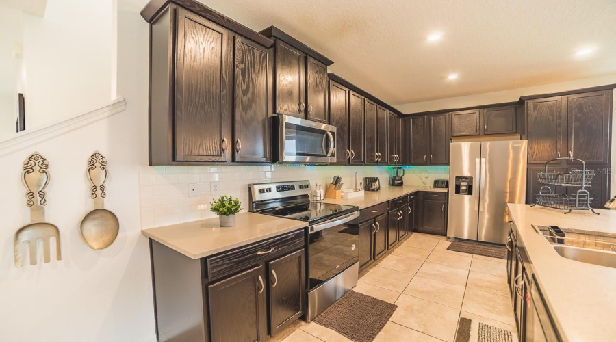 KISSIMMEE, Florida 34747, 5 Bedrooms Bedrooms, ,4 BathroomsBathrooms,Residential,For Sale,AMELIA DOWNS,0,MFRO6415120