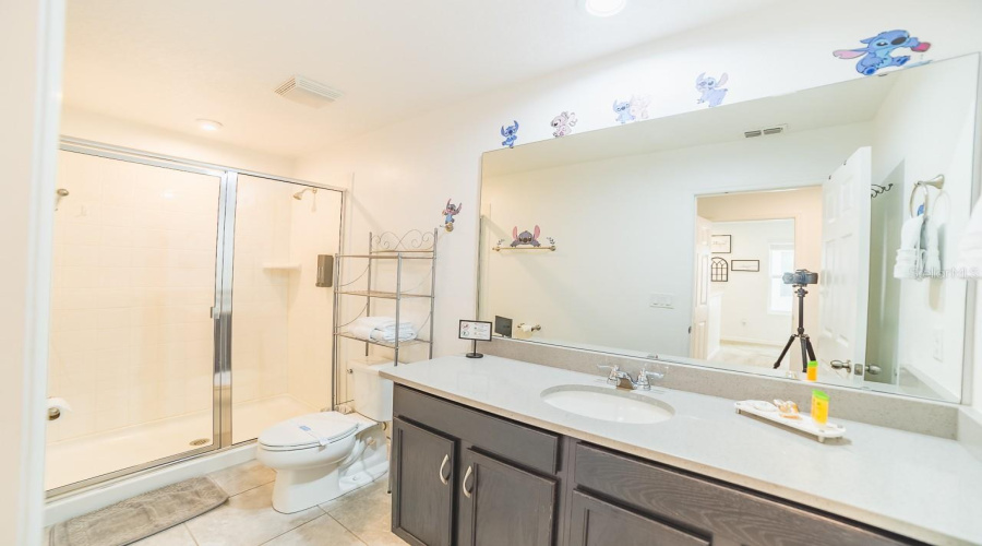 KISSIMMEE, Florida 34747, 5 Bedrooms Bedrooms, ,4 BathroomsBathrooms,Residential,For Sale,AMELIA DOWNS,0,MFRO6415120
