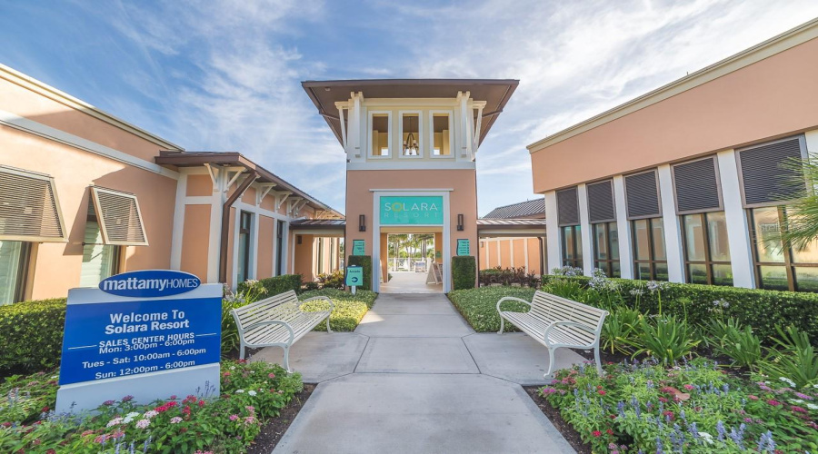 KISSIMMEE, Florida 34747, 5 Bedrooms Bedrooms, ,4 BathroomsBathrooms,Residential,For Sale,AMELIA DOWNS,0,MFRO6415120