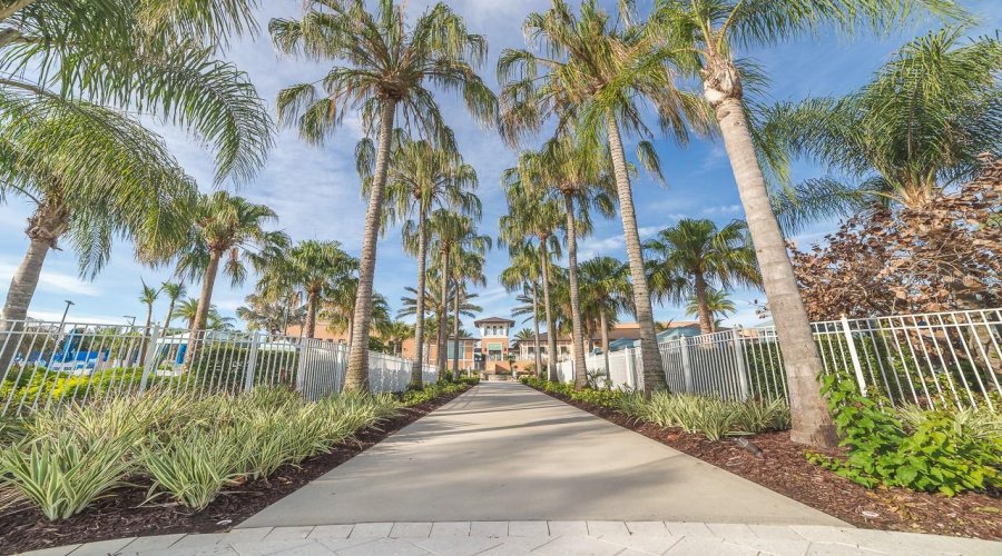 KISSIMMEE, Florida 34747, 5 Bedrooms Bedrooms, ,4 BathroomsBathrooms,Residential,For Sale,AMELIA DOWNS,0,MFRO6415120