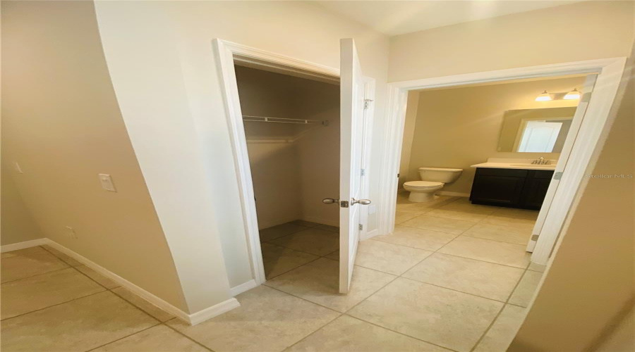 KISSIMMEE, Florida 34746, 3 Bedrooms Bedrooms, ,2 BathroomsBathrooms,Residential,For Sale,CORAL CASTLE,0,MFRS5151793