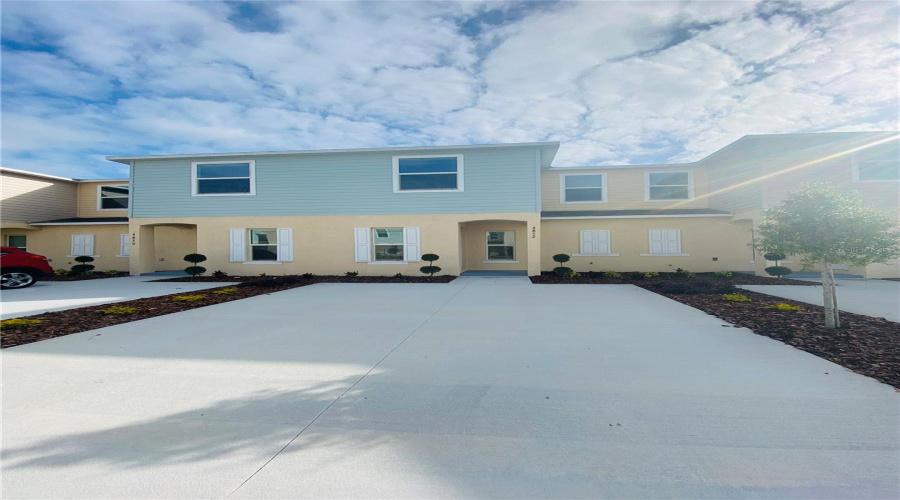KISSIMMEE, Florida 34746, 3 Bedrooms Bedrooms, ,2 BathroomsBathrooms,Residential,For Sale,CORAL CASTLE,0,MFRS5151793