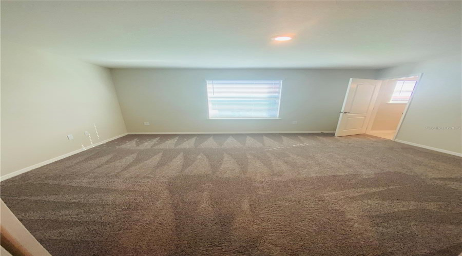 KISSIMMEE, Florida 34746, 3 Bedrooms Bedrooms, ,2 BathroomsBathrooms,Residential,For Sale,CORAL CASTLE,0,MFRS5151793