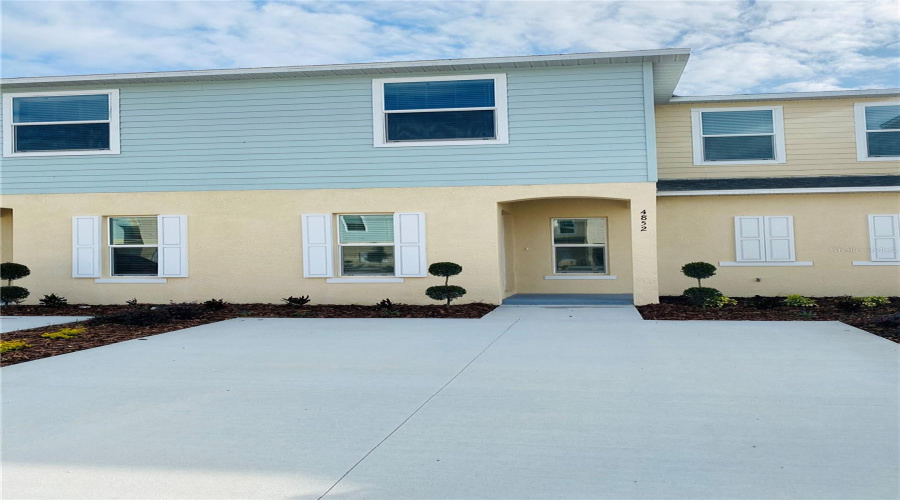 KISSIMMEE, Florida 34746, 3 Bedrooms Bedrooms, ,2 BathroomsBathrooms,Residential,For Sale,CORAL CASTLE,0,MFRS5151793