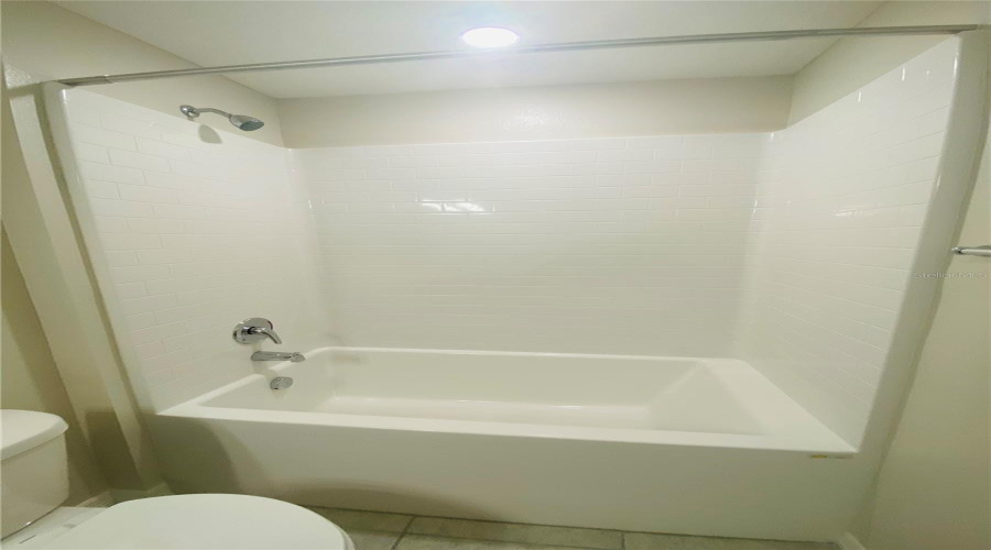 KISSIMMEE, Florida 34746, 3 Bedrooms Bedrooms, ,2 BathroomsBathrooms,Residential,For Sale,CORAL CASTLE,0,MFRS5151793