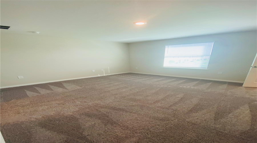 KISSIMMEE, Florida 34746, 3 Bedrooms Bedrooms, ,2 BathroomsBathrooms,Residential,For Sale,CORAL CASTLE,0,MFRS5151793