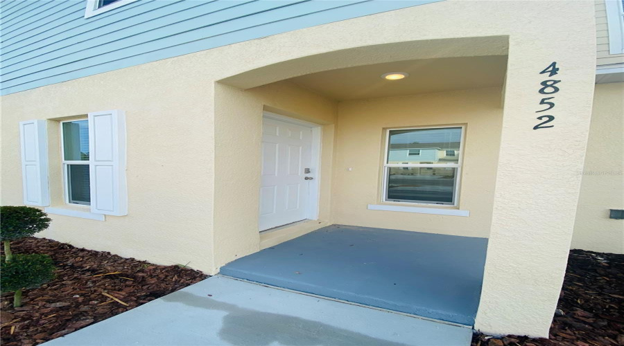KISSIMMEE, Florida 34746, 3 Bedrooms Bedrooms, ,2 BathroomsBathrooms,Residential,For Sale,CORAL CASTLE,0,MFRS5151793