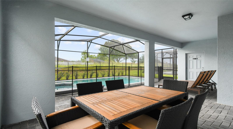 DAVENPORT, Florida 33897, 7 Bedrooms Bedrooms, ,5 BathroomsBathrooms,Residential,For Sale,LANA,0,MFRO6416221