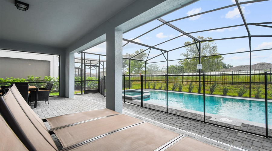 DAVENPORT, Florida 33897, 7 Bedrooms Bedrooms, ,5 BathroomsBathrooms,Residential,For Sale,LANA,0,MFRO6416221