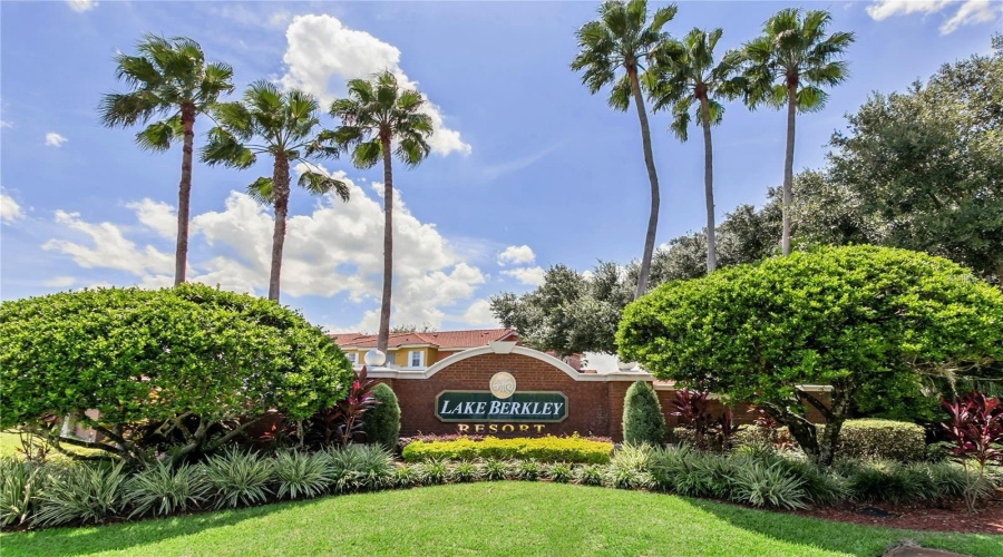 KISSIMMEE, Florida 34746, 3 Bedrooms Bedrooms, ,2 BathroomsBathrooms,Residential,For Sale,PARK RIDGE,0,MFRO6416016