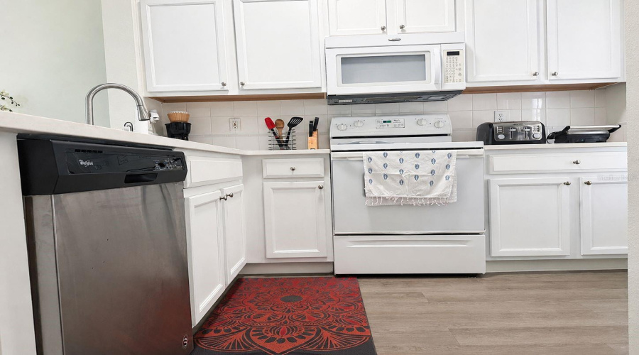 KISSIMMEE, Florida 34746, 3 Bedrooms Bedrooms, ,2 BathroomsBathrooms,Residential,For Sale,PARK RIDGE,0,MFRO6416016