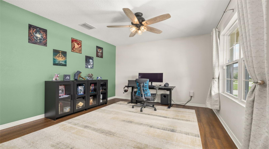 DAVENPORT, Florida 33837, 5 Bedrooms Bedrooms, ,3 BathroomsBathrooms,Residential,For Sale,RED HILL,0,MFRA4696834