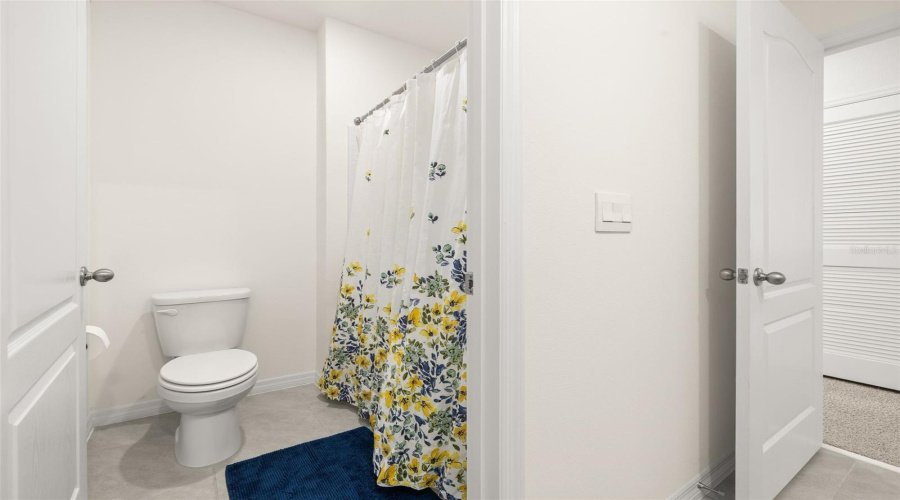 DAVENPORT, Florida 33837, 5 Bedrooms Bedrooms, ,3 BathroomsBathrooms,Residential,For Sale,RED HILL,0,MFRA4696834
