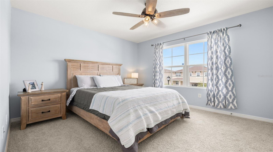 DAVENPORT, Florida 33837, 5 Bedrooms Bedrooms, ,3 BathroomsBathrooms,Residential,For Sale,RED HILL,0,MFRA4696834