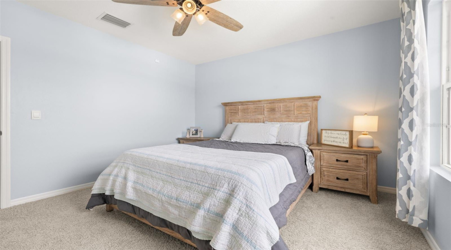 DAVENPORT, Florida 33837, 5 Bedrooms Bedrooms, ,3 BathroomsBathrooms,Residential,For Sale,RED HILL,0,MFRA4696834