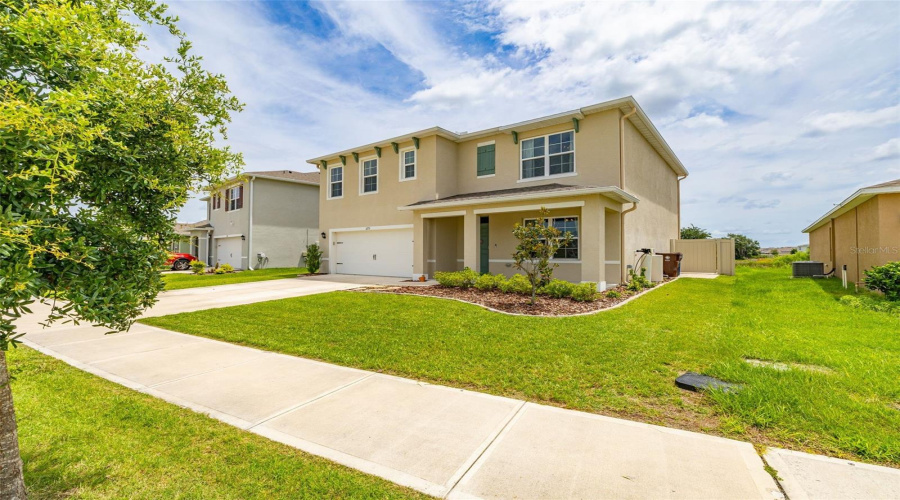 DAVENPORT, Florida 33837, 5 Bedrooms Bedrooms, ,3 BathroomsBathrooms,Residential,For Sale,RED HILL,0,MFRA4696834