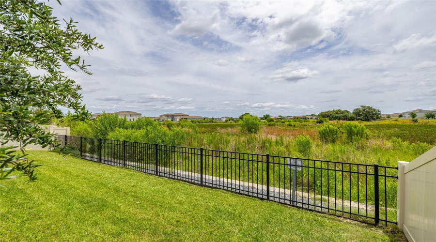 DAVENPORT, Florida 33837, 5 Bedrooms Bedrooms, ,3 BathroomsBathrooms,Residential,For Sale,RED HILL,0,MFRA4696834