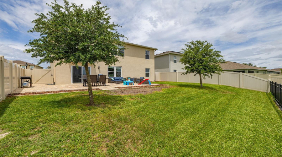 DAVENPORT, Florida 33837, 5 Bedrooms Bedrooms, ,3 BathroomsBathrooms,Residential,For Sale,RED HILL,0,MFRA4696834