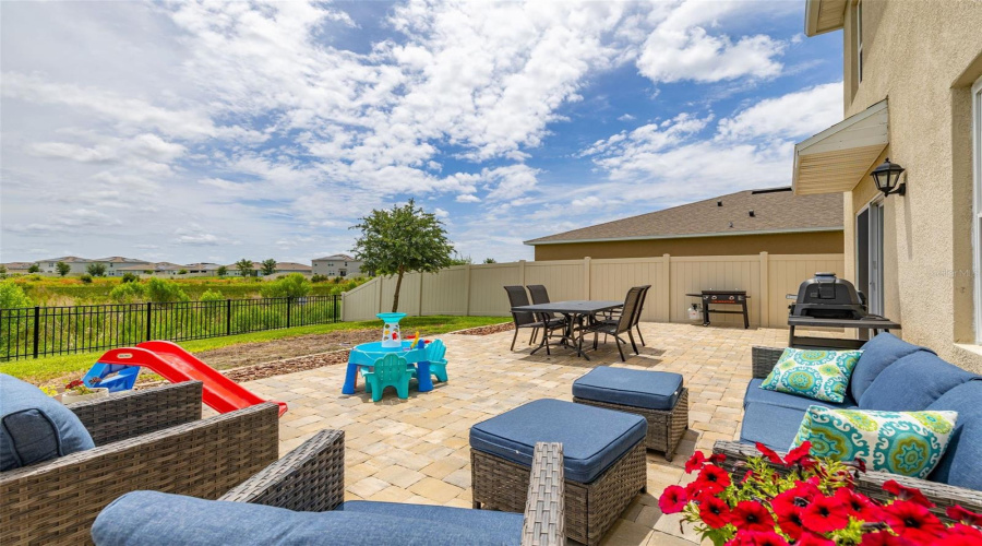 DAVENPORT, Florida 33837, 5 Bedrooms Bedrooms, ,3 BathroomsBathrooms,Residential,For Sale,RED HILL,0,MFRA4696834