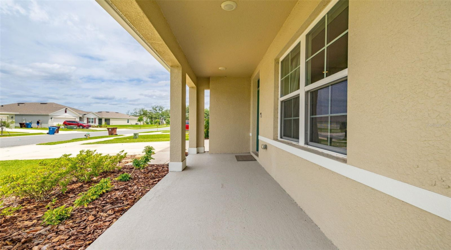 DAVENPORT, Florida 33837, 5 Bedrooms Bedrooms, ,3 BathroomsBathrooms,Residential,For Sale,RED HILL,0,MFRA4696834