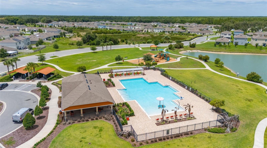 DAVENPORT, Florida 33837, 5 Bedrooms Bedrooms, ,3 BathroomsBathrooms,Residential,For Sale,RED HILL,0,MFRA4696834