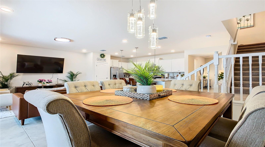 DAVENPORT, Florida 33837, 5 Bedrooms Bedrooms, ,4 BathroomsBathrooms,Residential,For Sale,OAK SPRING,0,MFRA4696829