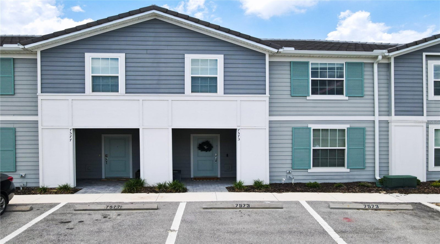 DAVENPORT, Florida 33837, 5 Bedrooms Bedrooms, ,4 BathroomsBathrooms,Residential,For Sale,OAK SPRING,0,MFRA4696829