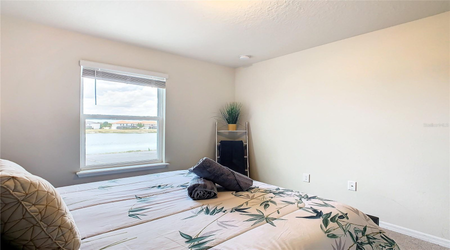 DAVENPORT, Florida 33837, 5 Bedrooms Bedrooms, ,4 BathroomsBathrooms,Residential,For Sale,OAK SPRING,0,MFRA4696829