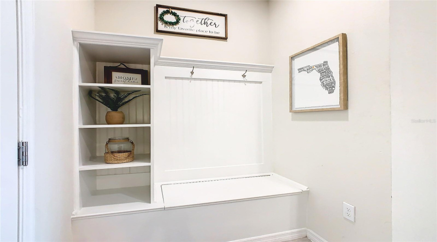 DAVENPORT, Florida 33837, 5 Bedrooms Bedrooms, ,4 BathroomsBathrooms,Residential,For Sale,OAK SPRING,0,MFRA4696829