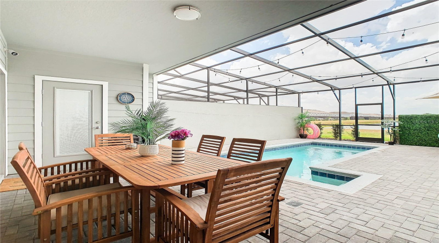 DAVENPORT, Florida 33837, 5 Bedrooms Bedrooms, ,4 BathroomsBathrooms,Residential,For Sale,OAK SPRING,0,MFRA4696829