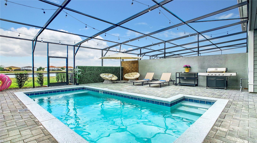 DAVENPORT, Florida 33837, 5 Bedrooms Bedrooms, ,4 BathroomsBathrooms,Residential,For Sale,OAK SPRING,0,MFRA4696829