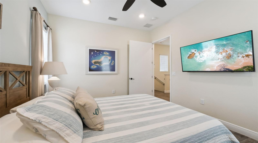 KISSIMMEE, Florida 34747, 4 Bedrooms Bedrooms, ,3 BathroomsBathrooms,Residential,For Sale,DREAMSICLE,0,MFRW7886608
