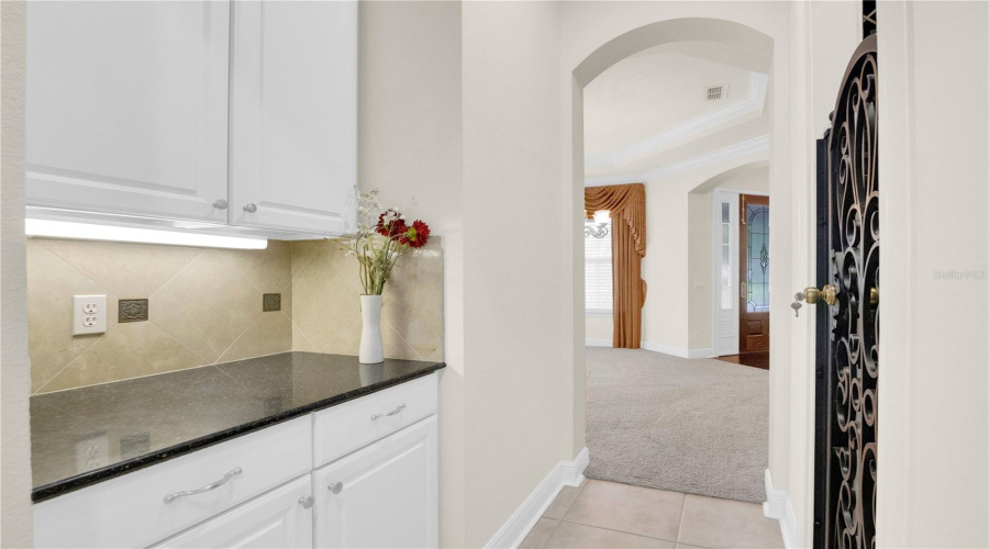 ORLANDO, Florida 32836, 4 Bedrooms Bedrooms, ,3 BathroomsBathrooms,Residential,For Sale,ALDENDALE,0,MFRO6415686