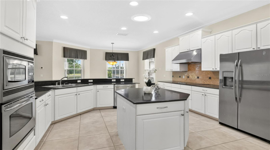 ORLANDO, Florida 32836, 4 Bedrooms Bedrooms, ,3 BathroomsBathrooms,Residential,For Sale,ALDENDALE,0,MFRO6415686