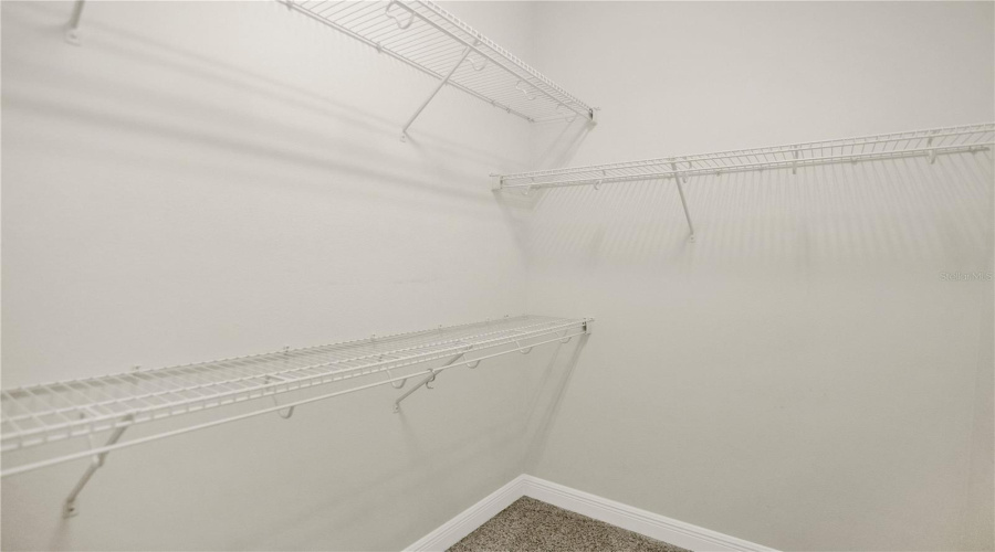 ORLANDO, Florida 32836, 4 Bedrooms Bedrooms, ,3 BathroomsBathrooms,Residential,For Sale,ALDENDALE,0,MFRO6415686